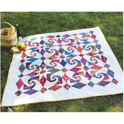 Snails Trail Al Freso Quilt Pattern - Cut Loose Press