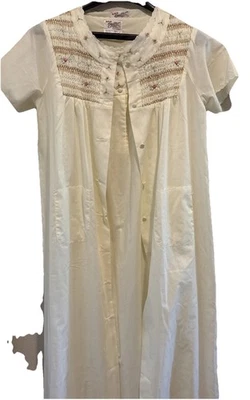 Conjunto de bata de camisón de colección flores de ciruela talla S chino bordado floral calado Foto 1 de 4