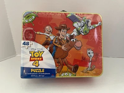 PUZZLE DISNEY PIXAR "TOY STORY 4" (48 PIEZAS) EN LONCHERA DE HOJALATA - NUEVO PRECINTADO  Foto 1 de 4