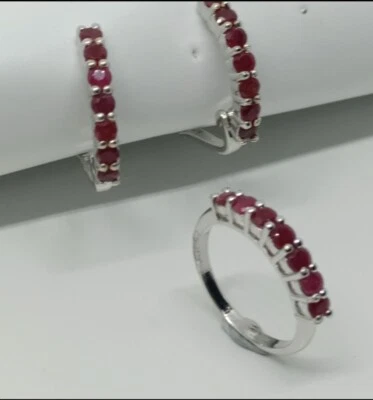 Conjunto de joyas de anillo de eternidad de piedras preciosas de rubí creado en laboratorio de plata de ley 925 Foto 1 de 4