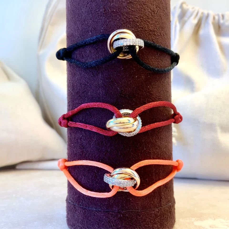 Pulsera Diaria Piedra Trinidad Chapada en Oro Cadena Roja Tamaño Libre Sin Coloración  Foto 1 de 4