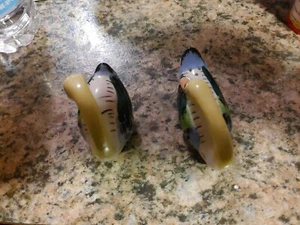 matching swans salt and pepper shakers - Picture 1 of 6