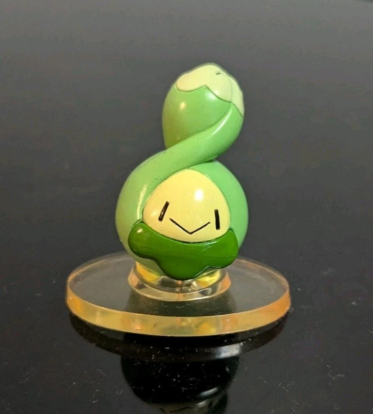 Budew Pokemon TOMY Monster Collection DP Rare figure with Base - Image 1 of 4