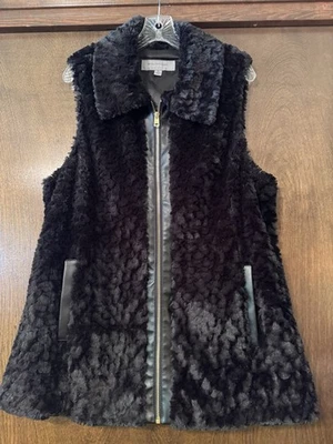 CHALECO MARC NEW YORK/ANDREW MARC NEGRO PIEL SINTÉTICA MUY SUAVE Talla XL Foto 1 de 4