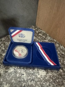 ๐บ๐ธ1986 S 1$ US Mint Proof Liberty Silver Dollar Ellis Island ๐บ๐ธ - Picture 1 of 1