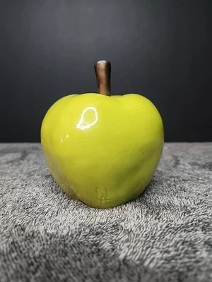 Escultura de manzana de cerámica MCM firmada por artista estudio esmaltado gres Art Deco Foto 1 de 4