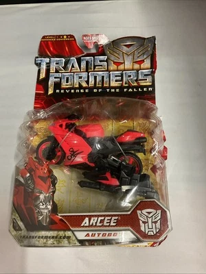 Figura de acción Transformers Revenge of the Fallen Deluxe Class Arcee 2009 Foto 1 de 4