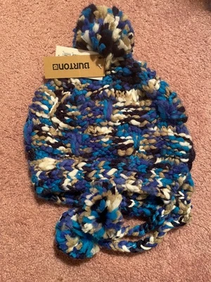 ЖЕНСКИЙ 'НОЧНОЙ ВСАДНИК' BURTON ПОМПОН ШЛЯПА ОДИН РАЗМЕР - НОВЫЙ!!! - Изображение 1 из 4