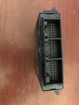 Park Assist 控制模块电脑 2012 - 2015 奥迪 A6 A7 RS7 S6 S7 4H0919475AA — 第 1/4 张图片