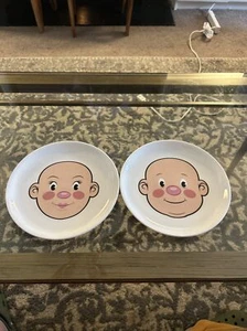 Fred plays with his food 8.5" Diameter Plate Fred and Friends Jason Amendolara - Picture 1 of 7
