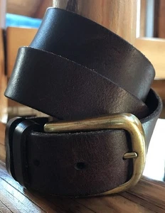 Claiborne Women's Brown Leather Belt w/Brass Buckle Size 34 - Picture 1 of 7