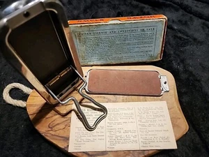 Antiguo 1927 ROLLOS DE AFEITAR IMPERIAL #2 AFILADOR PIEDRA TIERRA HUECA EN MUY BUEN ESTADO - Imagen 1 de 8
