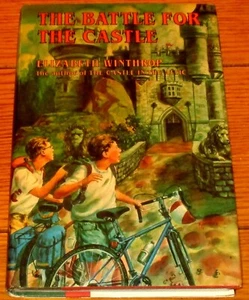 1995 The Battle For The Castle by Elizabeth Winthrop SIGNED First Edition H/C - Picture 1 of 6
