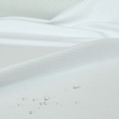 weiss Softshell Outdoor Stoff mit Rauten Meterware wasserabweisend und elastisch - Bild 1 von 2