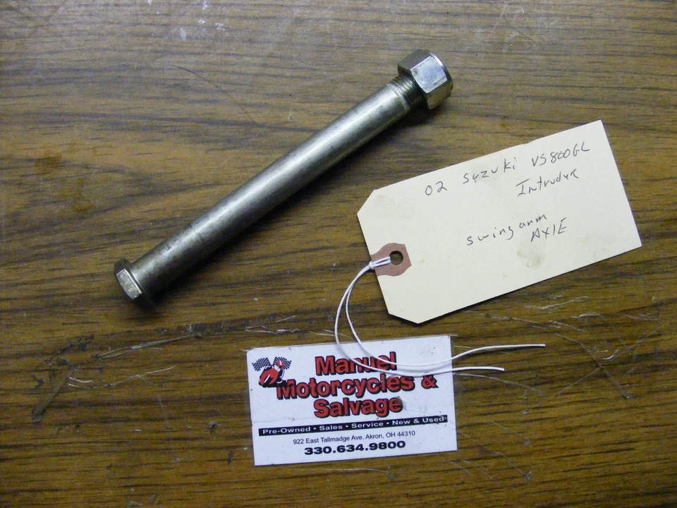 02 2002 Suzuki VS800 VS 800 Intruder braço oscilante eixo - Imagem 1 de 1