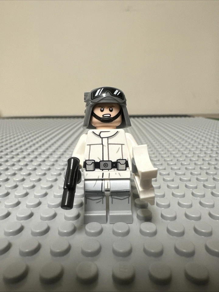 LEGO Star Wars Minifigure, Imperial AT-ST Driver, Hoth SW1183 - Image 1 of 4