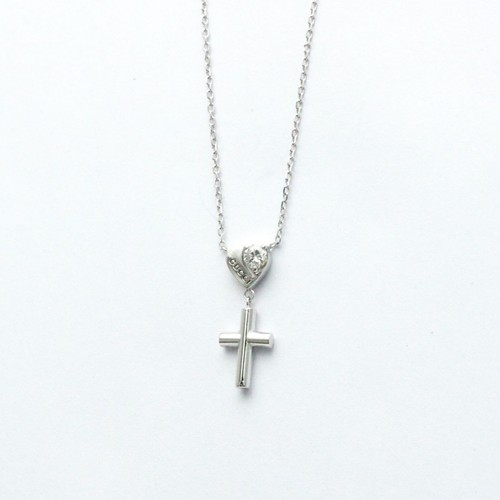 Collana Gucci con ciondolo croce cuore diamante 17" oro bianco 18 kt 750