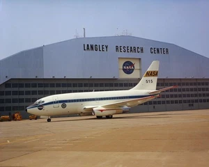 Aereo Boeing 737 NASA 1973 - foto 8x10 su 8,5x11 #1355 - Foto 1 di 1