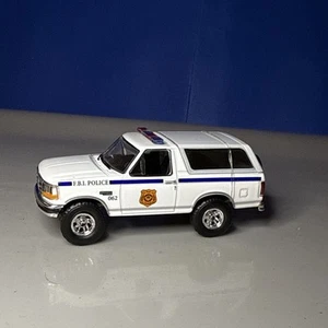 Greenlight Ford Bronco FBI Police Truck - Picture 1 of 6