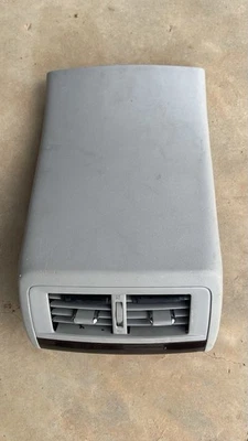 2009-2012 Toyota Venza Console Rear Panel W/Air Vents Foto 1 de 4