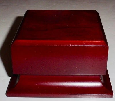 Base de soporte de bloque de exhibición de madera 2 3/4" x 1 7/8" de alto Foto 1 de 4