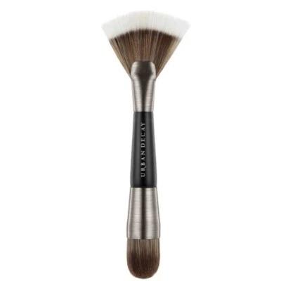 Urban Decay, cepillo, cepillo de cambio de forma de contorno profesional, F-113 Foto 1 de 3