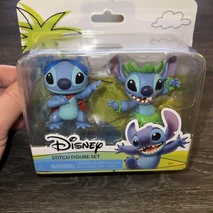 Disney Stitch Figure Set 2 Pack Superhero Stitch, Hula Stich - New In Box - Picture 1 of 2