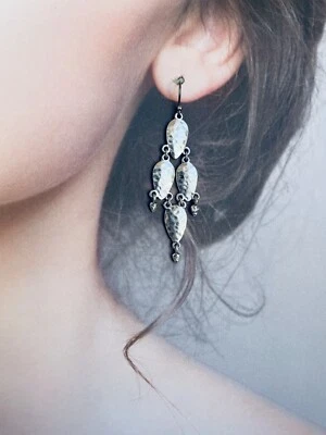 Brincos de argola pendurados vintage marca da sorte tom prata fosco gota - Imagem 1 de 4