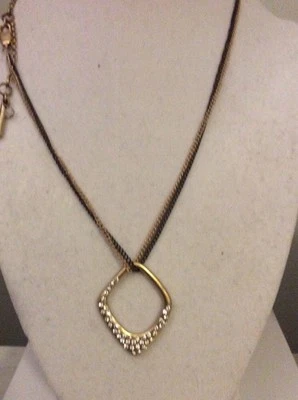 Collar Kenneth Cole Doble Dos Tonos Dorado/Negro KC43 $38 Foto 1 de 3