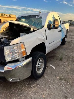 Puerta trasera derecha usada cristal trasero se adapta a: Chevrolet Silverado 2500 2007 camioneta trasera Foto 1 de 4