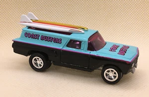 JOHNNY LIGHTNING ~ 1960 CONSEGNA PANNELLI CHEVY CON TAVOLE DA SURF ~ COAST BUSTERS - Foto 1 di 7