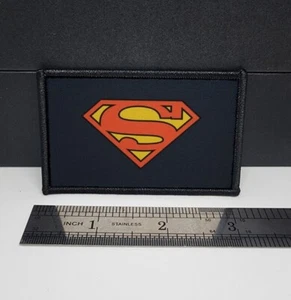 Toppa morale personalizzata logo tattico Superman 2x3 pollici ispirata a fumetti - Foto 1 di 2