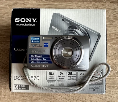 CONJUNTO COMPLETO! Câmera Digital Sony Cyber-shot DSC-W570 16.1 MP Prata TESTADA/FUNCIONANDO - Imagem 1 de 4