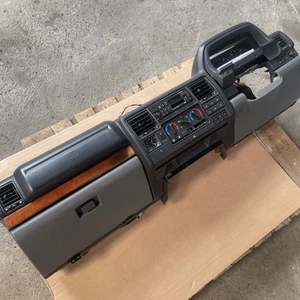 Range Rover Classic Soft Dash Dashboard - Bild 1 von 21
