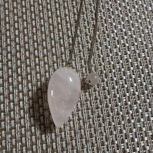 Colgante de plata 925 con cuentas lisas de piedras preciosas de cuarzo rosa natural 63 quilates 19x29 mm - Imagen 1 de 4