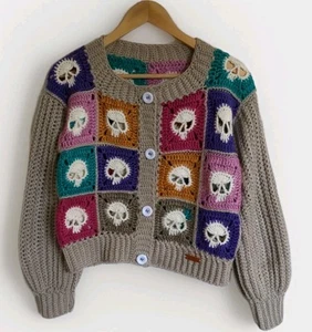 Hand crochet cardigan, size UK 8-10 - S, skull πππ, gothic ,new πͺ‘π§Άπ - Picture 1 of 3