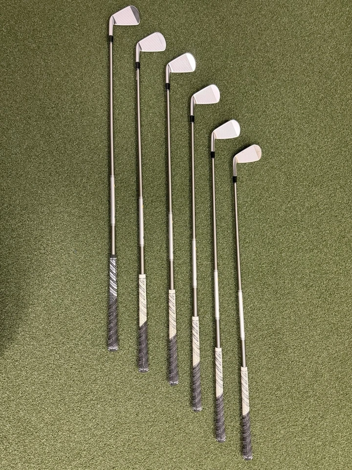 Srixon ZX5 MKII Eisen Set (5–PW) – Aerotech Steelfiber i95 Regular Graphite - Bild 1 von 4