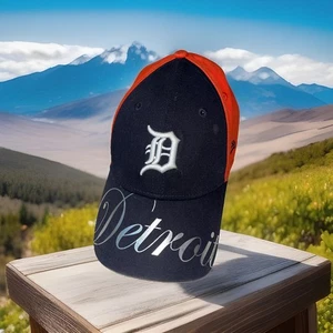 New Era 9Forty Woman’s Detroit Tigers SnapBack Baseball Hat Cap Blue Orange - Picture 1 of 24