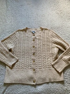 Croft & Barrow Women Long Sleeve Crew Neck Cardigan Sweater Beige Petites PL - Picture 1 of 10