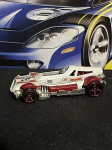 HOT WHEELS Med Evil DIECAST RACE CAR White & Red NEAR MINT Condition - Picture 1 of 7