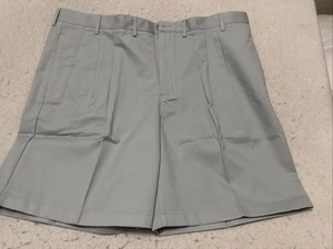 Men’s Gray  Lands End SZ 46 Traditional Pleated Cotton Dress Shorts Style 406626 - Picture 1 of 16