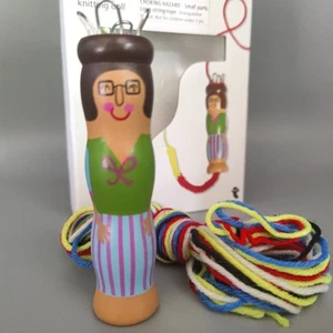 Strikkedukke Kit Muñeca Tejer - Tejedor Francés Madera con Hilo - Imagen 1 de 6
