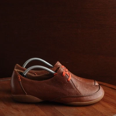 Clarks Zapatos Mujer Talla UK 5 US 7.5 Marrón Felicia Vale Cuero Derby Cómodo Plano Foto 1 de 4