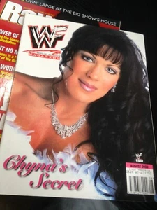 WWF WWE Magazine AUGUST 2000 Chyna Cover + Calendar - Picture 1 of 3