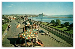 The Waterfront, Port Arthur, Ontario, Canada Shows Long Gone RR Depot - Bild 1 von 2