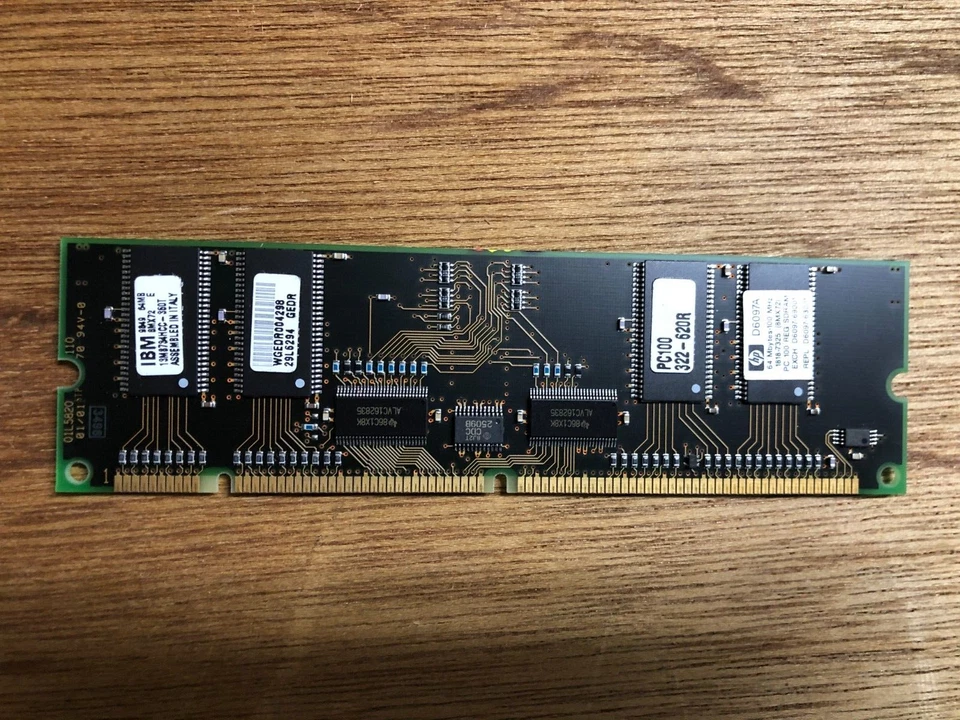 HP Server RAM HP LC3 PC100 322-620R, 64MB D6097A - Image 1 of 2