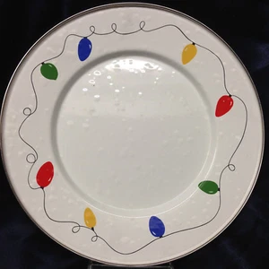 GOLDEN RABBIT II JEAN WILKES CHRISTMAS LIGHT ENAMELWARE DINNER PLATE 11" WHITE  - Picture 1 of 6