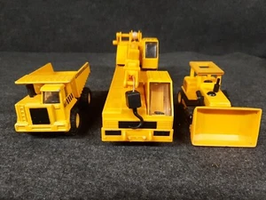 Mighty Wheels Dump Truck, Bulldozer, Crane. Soma 1998. (DC091022-05) - Picture 1 of 12