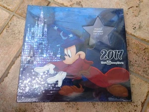 Neu & versiegelt Walt Disney World 2017 Fotoalbum - Bild 1 von 3
