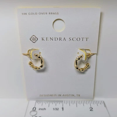 Pendientes de oro Kendra Scott Mady Huggie con circonita cúbica blanca Foto 1 de 4